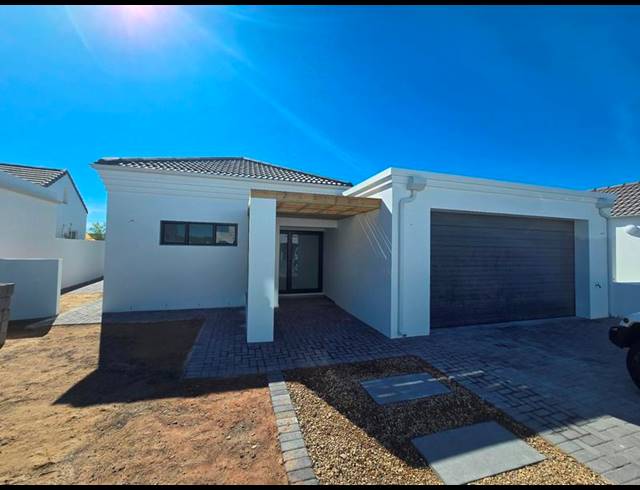 3 BEDROOM HOUSE FOR SALE IN SHELLEY POINT